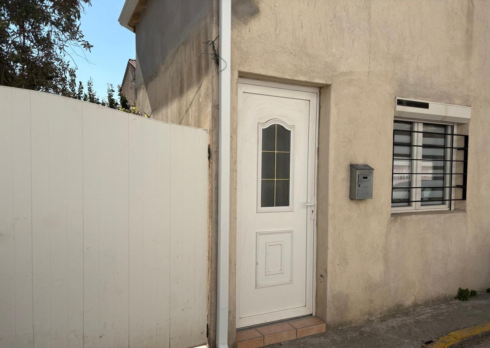 Petite Maison Chaleureuse Proche Du Centre 佩皮尼昂 外观 照片